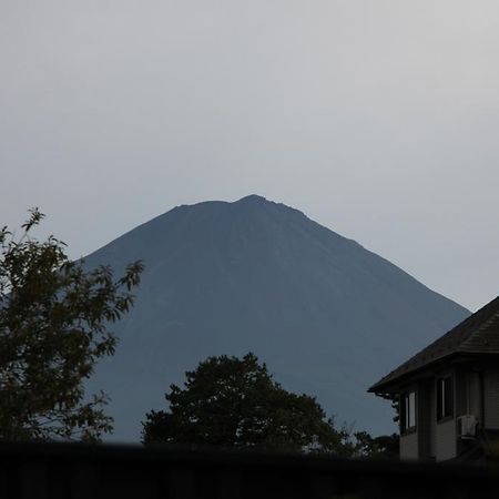 Hotel Yagisakien à Fujikawaguchiko Extérieur photo