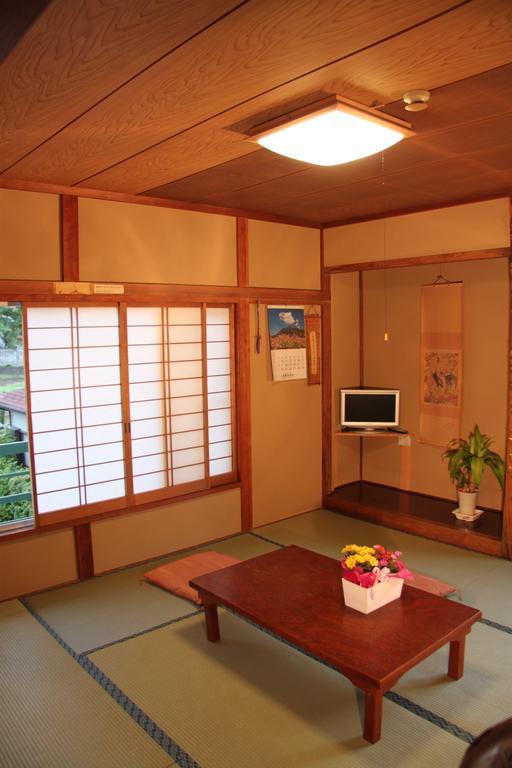 Hotel Yagisakien à Fujikawaguchiko Extérieur photo